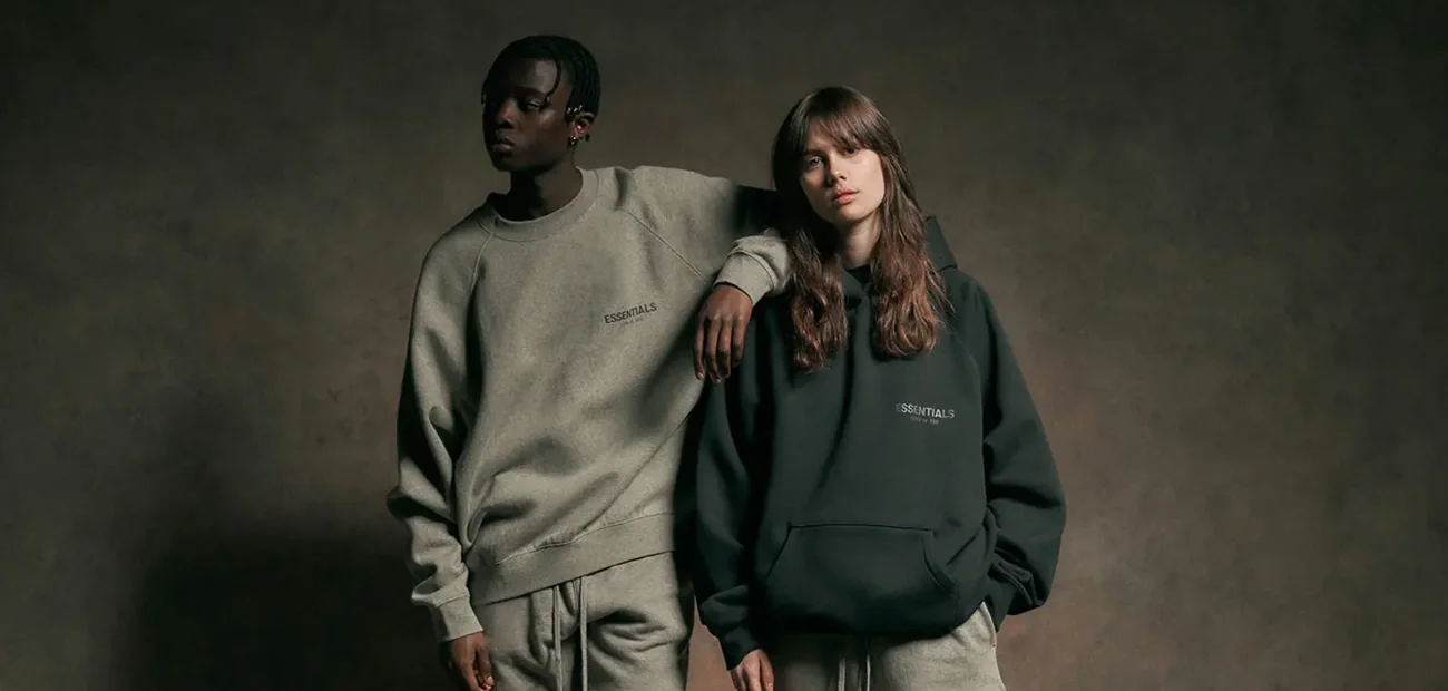dailyessentials grey hoodie and sweatpants